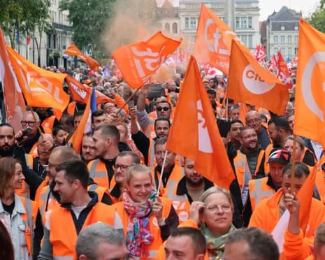 France-Wide Protest Action Sees Hundreds of Thousands Taking to the Streets Throughout France